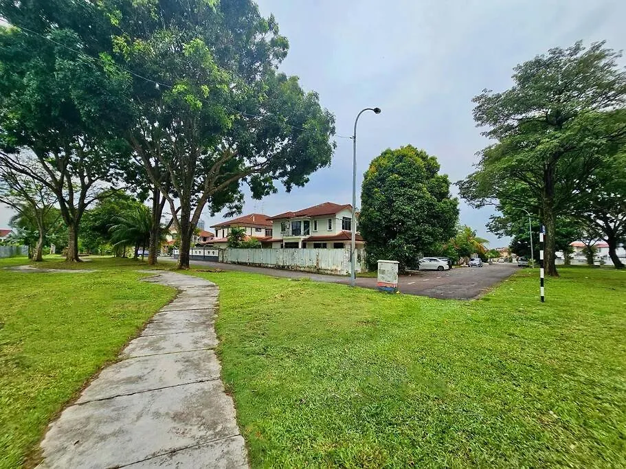 Cozy Holiday Home Karaoke Bbq Bukit Indah Jb Johor Bahru